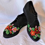 Pantofi brodati “Flori de Primavara”